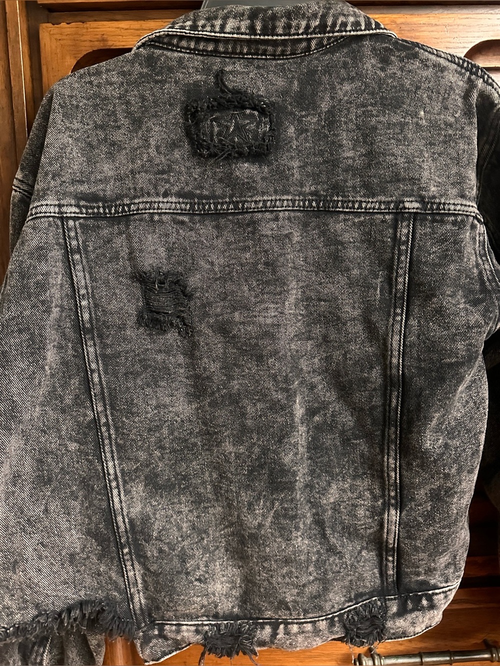 POL Distressed Denim Jean Jacket in Black - Picture 3 of 7